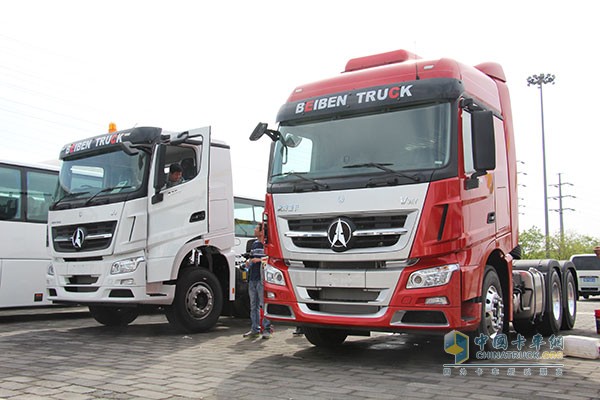V3ET寒區版以及全新V3 4X2海外版 右置牽引車